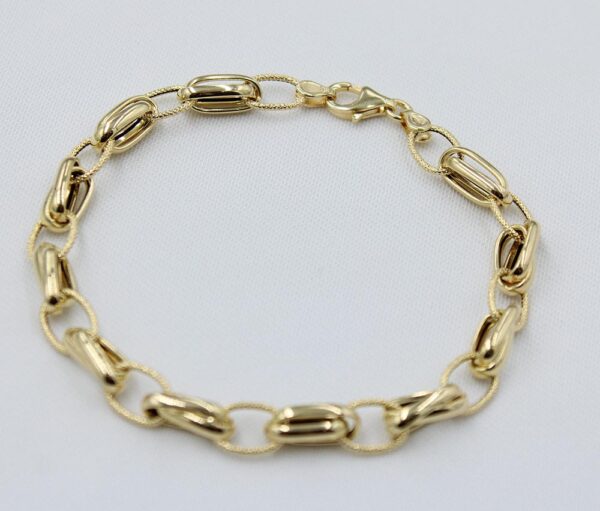 18 Karat Solid Gold Bracelet