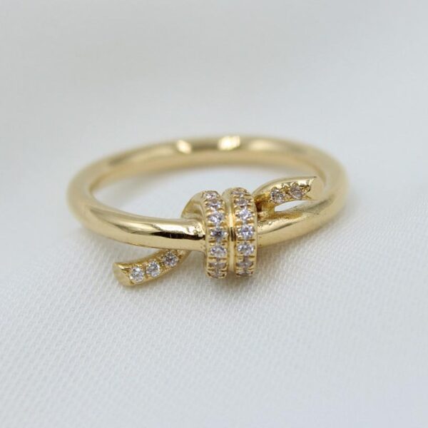 18k gold love knot ring