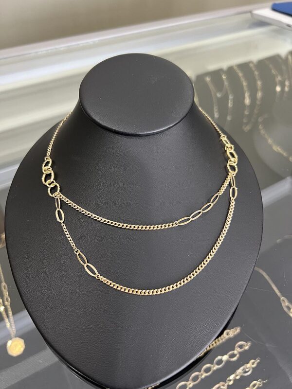 18 karat gold double chain necklace