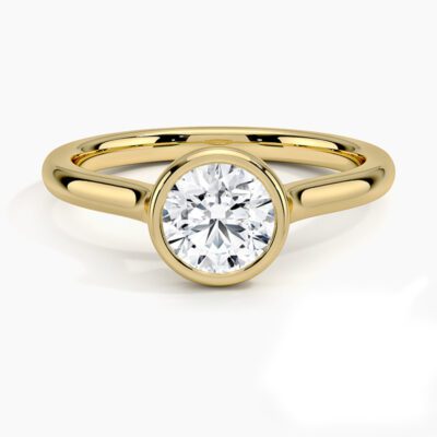 Moissanite bezel ring